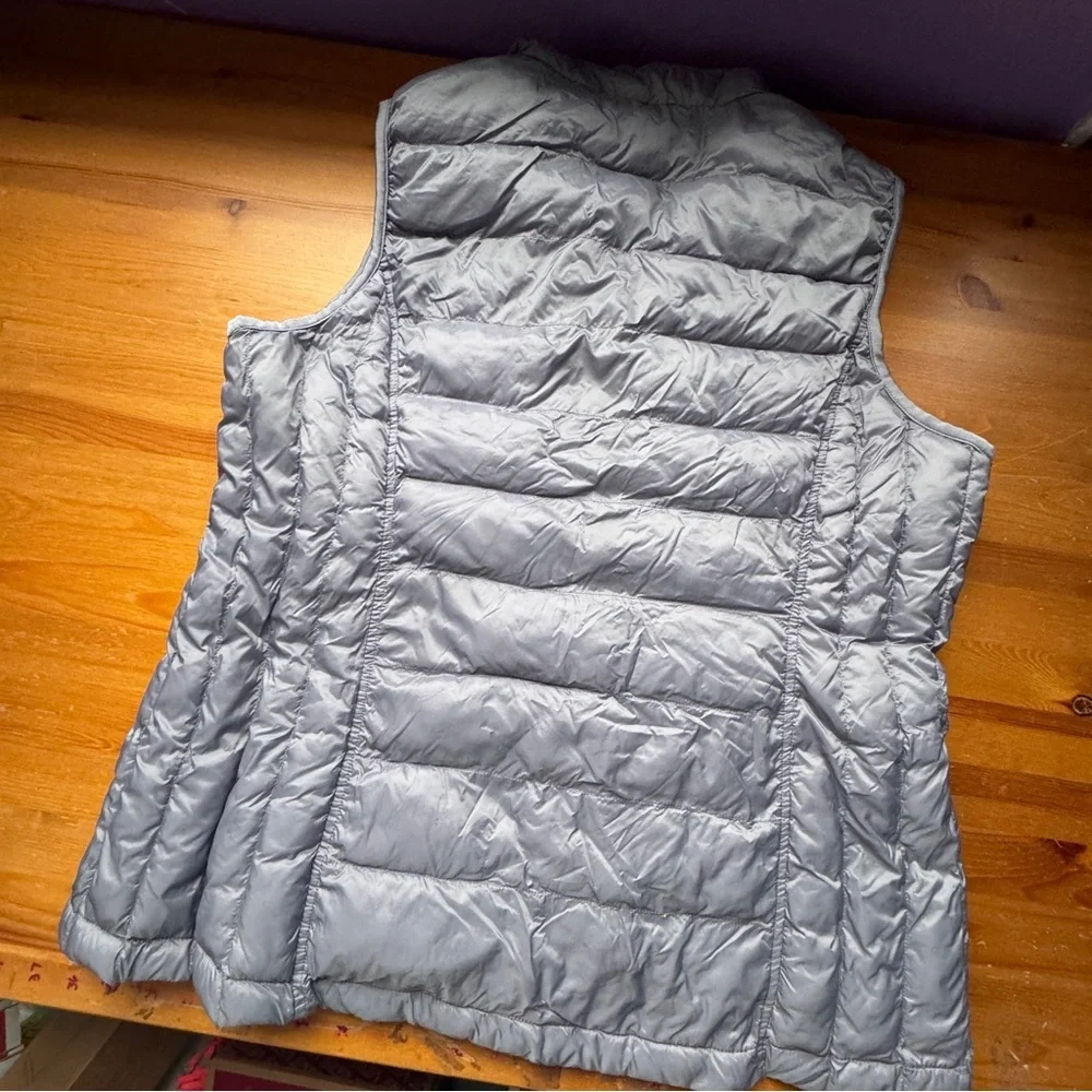32degrees silver puffer vest size xl